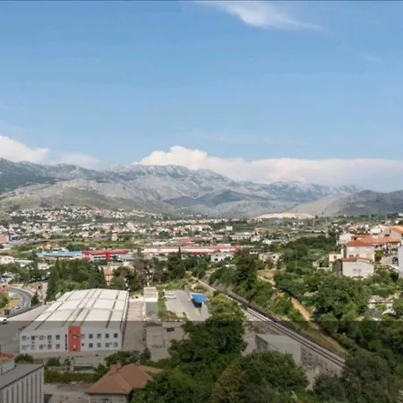 Apartment Horizon Luxury Green Terrace Split